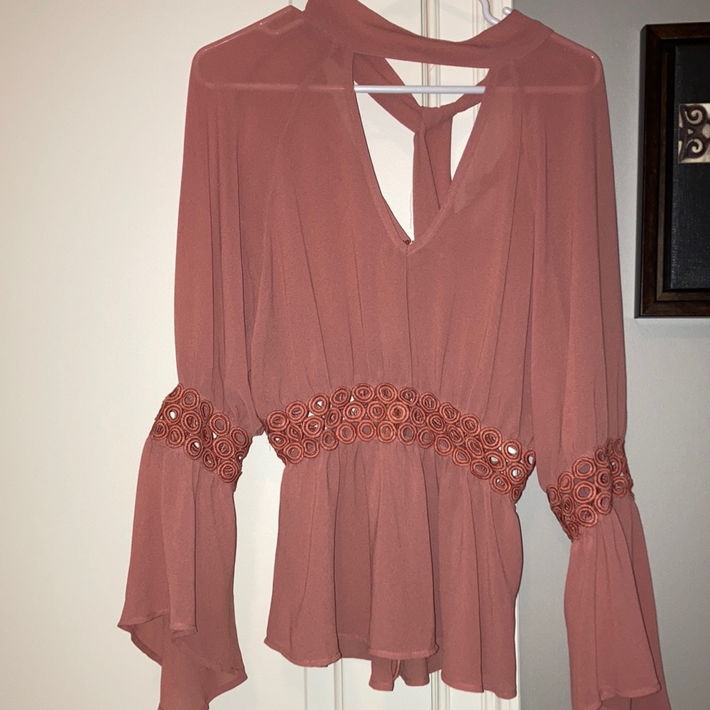 Long sleeve women’s Mesh top